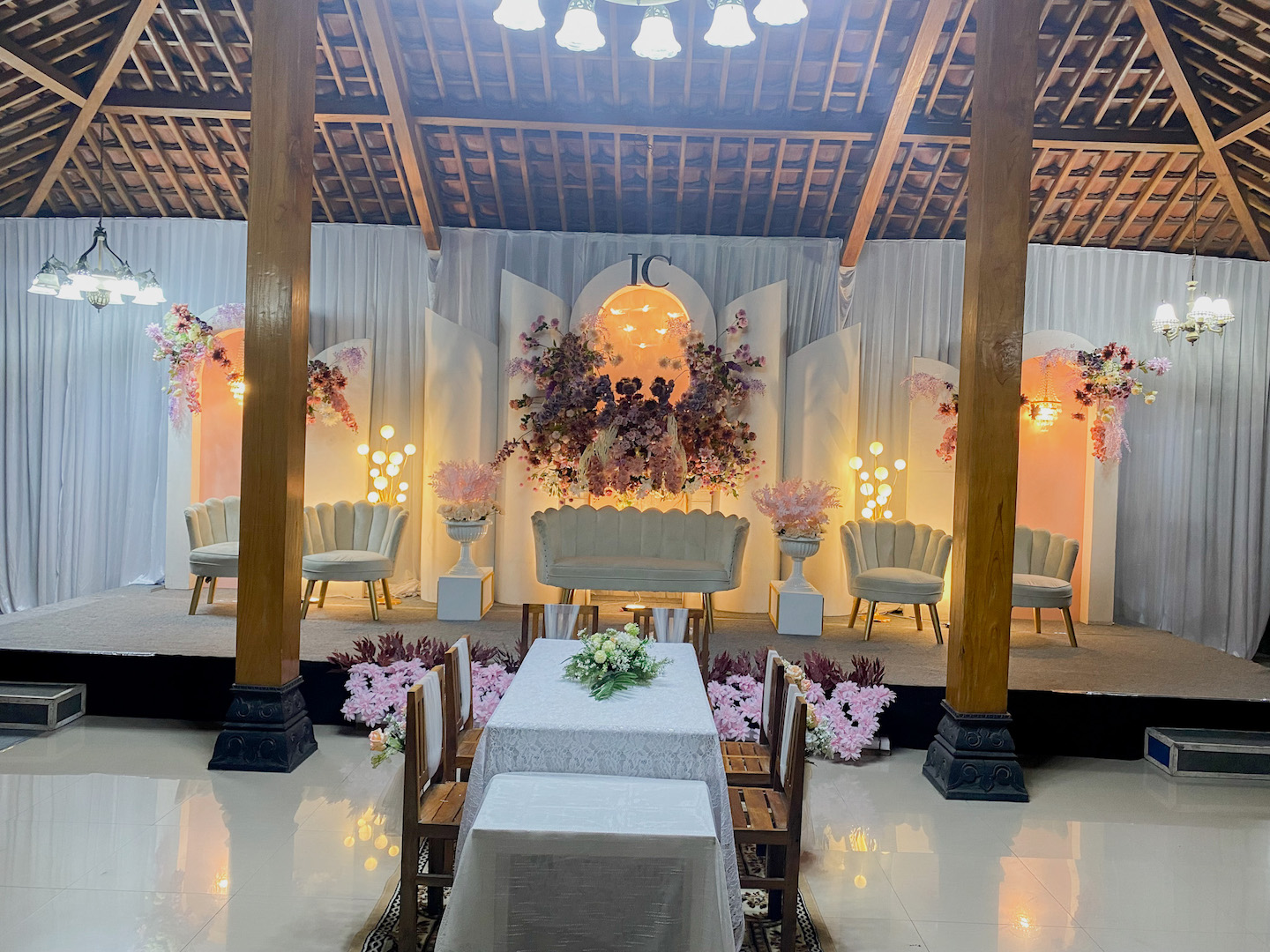 Wedding 7 - 8 meter